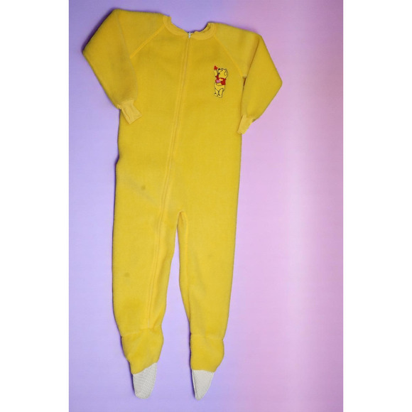 Vintage Winnie the Pooh Yellow Fleece Footed Pajamas – Size 8 - Picture 1 of 4